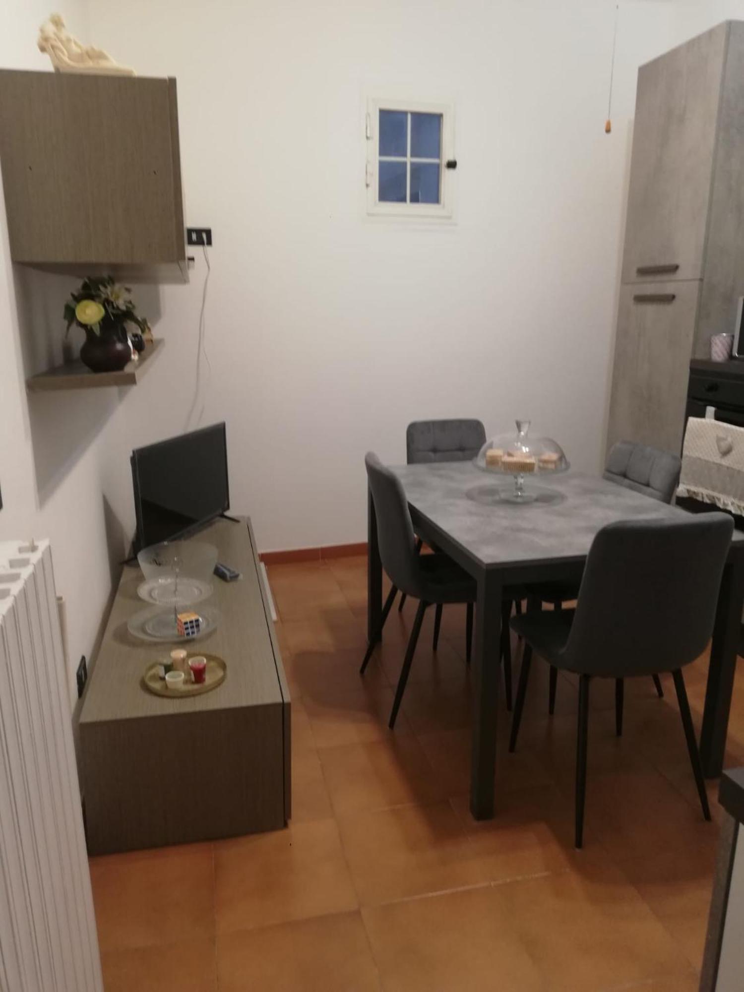 Appartamento La Casa Di Anna Taranto Esterno foto